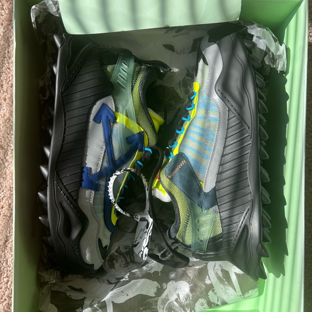 Off-White ODSY 1000 EU 40 US 7 brand new with box, never worn